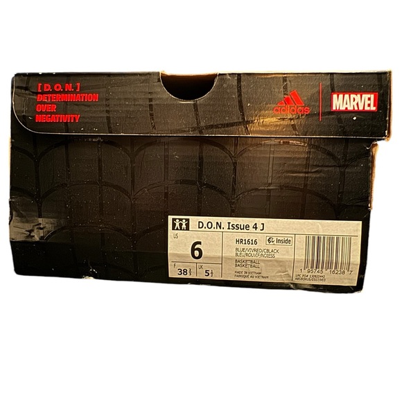 Adidas Donovan Issue 4
Spider-Man - Picture 7 of 8